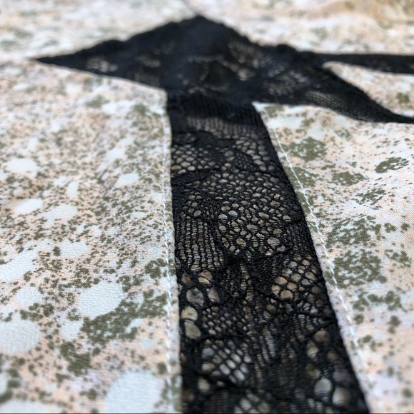 BCB Generation Lightweight Lace Panel Tank I Small - Picture 3 of 7